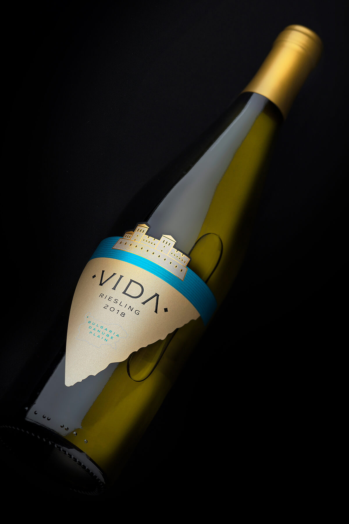 vida wine brand design