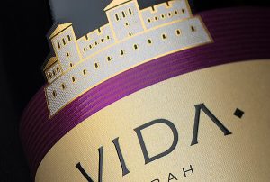 wine label design vida