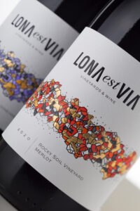 Lona Wine Label