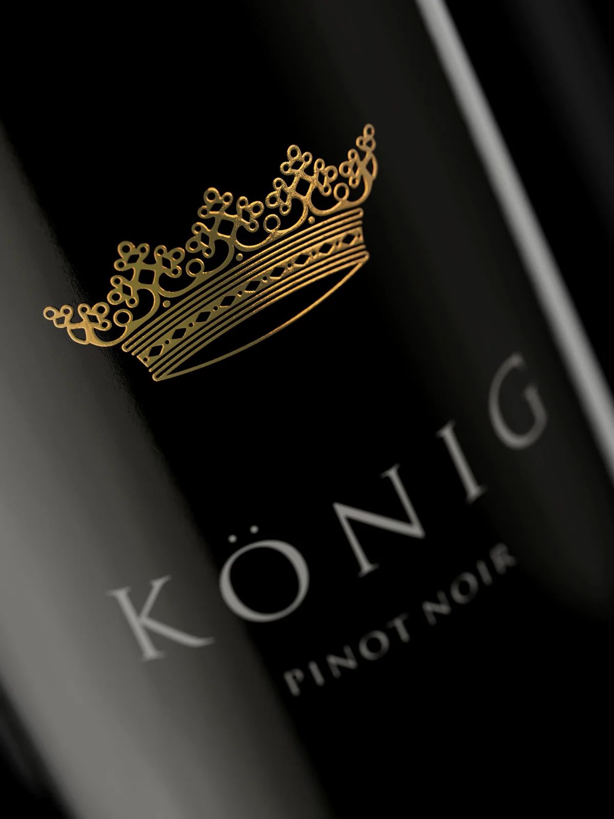 konig label screen printed