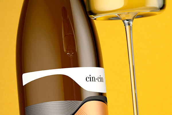 Seamless Wine Label Design: Cin·Cin by Ezimit Winery
